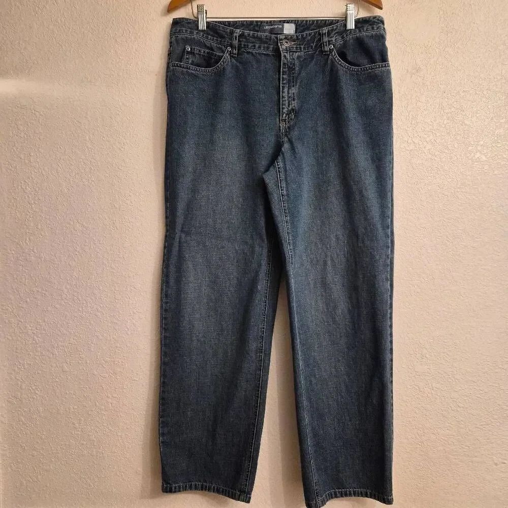 Liz Claborne Relaxed Fit Denim Jeans: 16P: Classic Everyday Essential